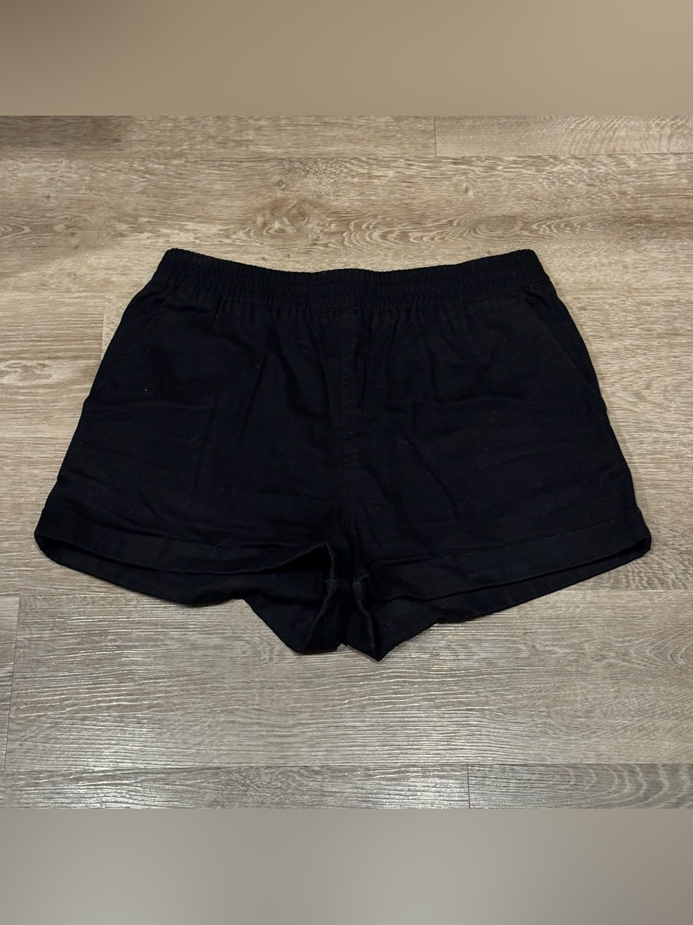 Black Women's Elastic Waist Shorts